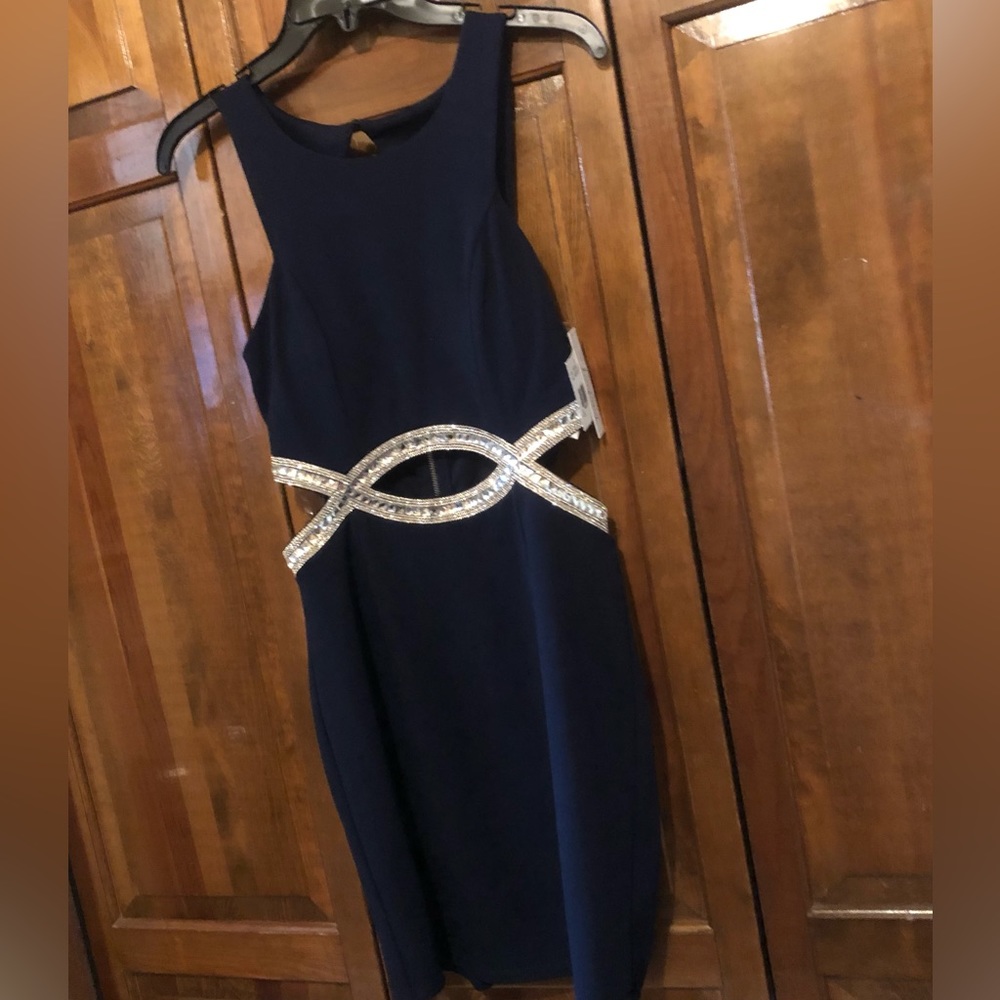 Xtraordinary Cocktail Dress, Rhinestone Jewels, Peek-a-boo Waist, NWT, Size 7